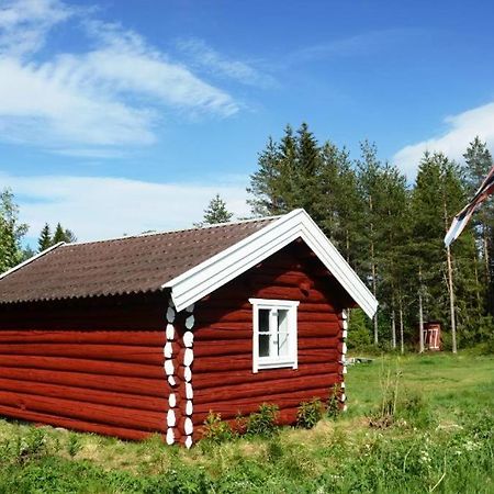 Hytte Anno 1721 Uten Internett, Strom, Vann - Men Med Rodmalt Utedo Ljørdal Dış mekan fotoğraf