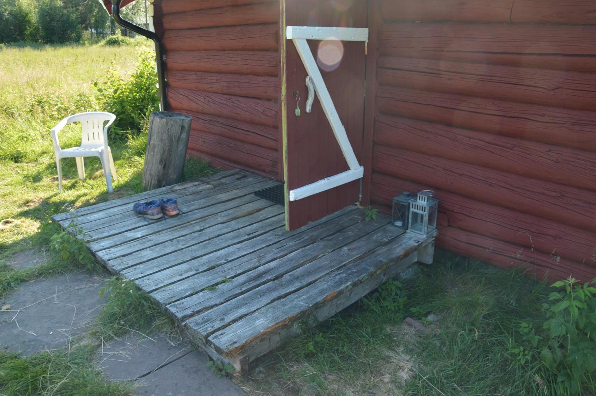 Hytte Anno 1721 Uten Internett, Strom, Vann - Men Med Rodmalt Utedo Ljørdal Dış mekan fotoğraf